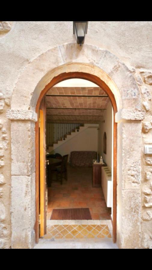 Il Minotauro B&B A 5 Minuti Da Popoli Vittorito ภายนอก รูปภาพ