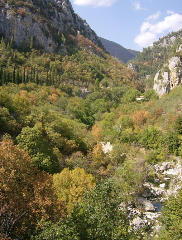 Il Minotauro B&B A 5 Minuti Da Popoli Vittorito ภายนอก รูปภาพ